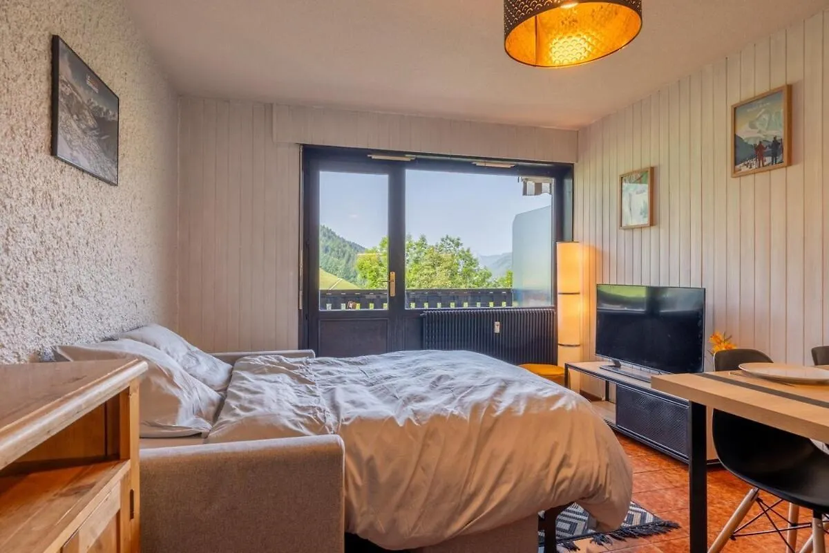 Апартаменты Studio Au Pied Des Pistes Vue Imprenable Grand Bo'